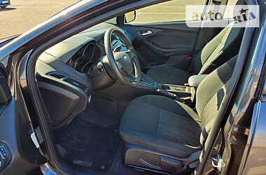 Хетчбек Ford Focus 2016 в 