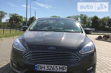 Седан Ford Focus 2016 в 