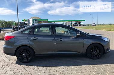 Седан Ford Focus 2016 в 