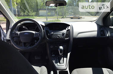 Седан Ford Focus 2015 в 
