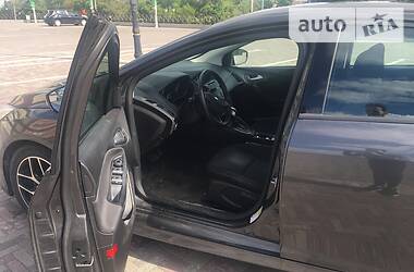 Седан Ford Focus 2015 в 