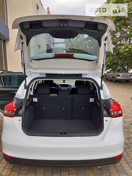 Лифтбек Ford Focus 2018 в Одессе фото 39 Лифтбек Ford Focus 2018 в Одессе