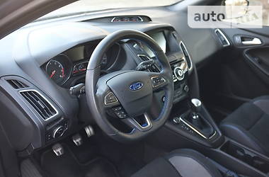 Хетчбек Ford Focus 2017 в 