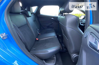 Хетчбек Ford Focus 2016 в 