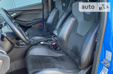 Хетчбек Ford Focus 2016 в 