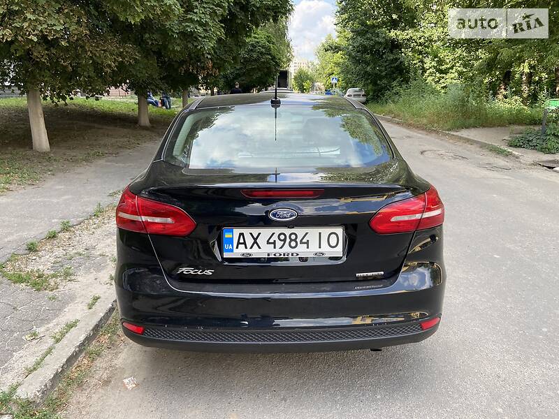 Седан Ford Focus 2015 в Ивано-Франковске