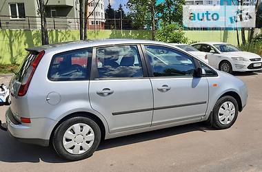Мінівен Ford Focus 2004 в 