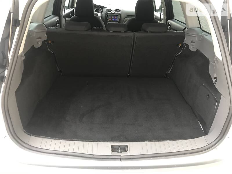 Універсал Ford Focus 2010 в Івано-Франківську