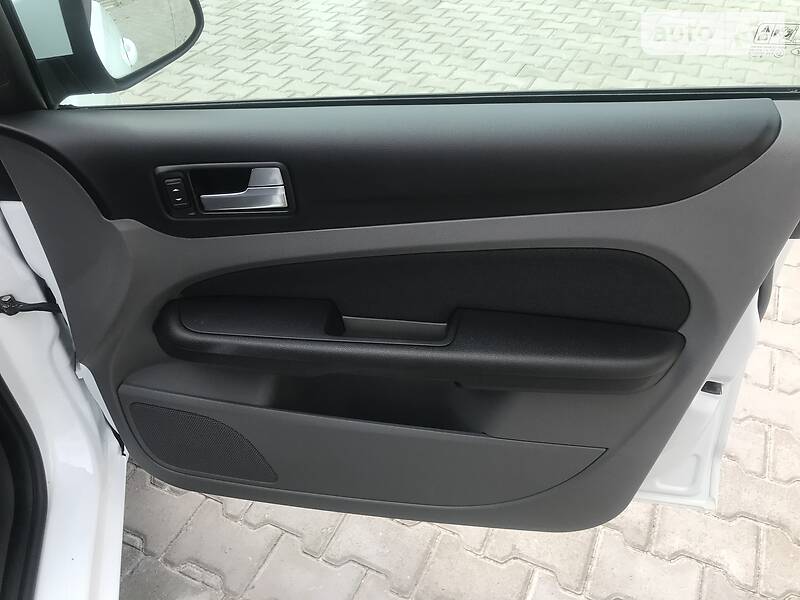 Універсал Ford Focus 2010 в Івано-Франківську