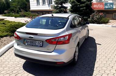 Седан Ford Focus 2013 в 
