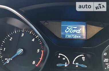 Універсал Ford Focus 2011 в 