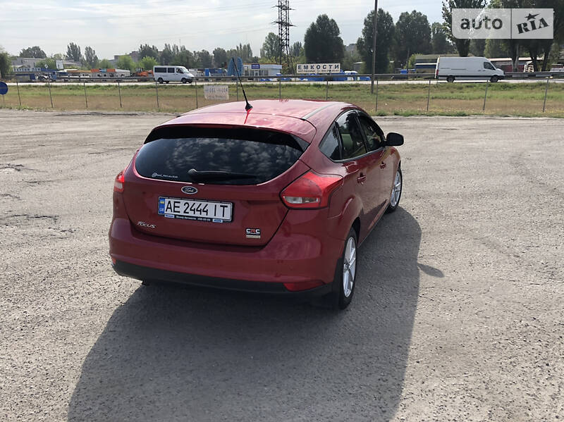 Хетчбек Ford Focus 2015 в Дніпрі