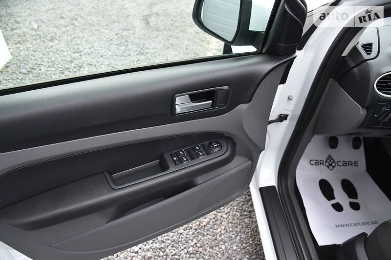 Універсал Ford Focus 2010 в Дрогобичі