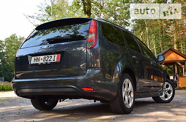 Універсал Ford Focus 2011 в 