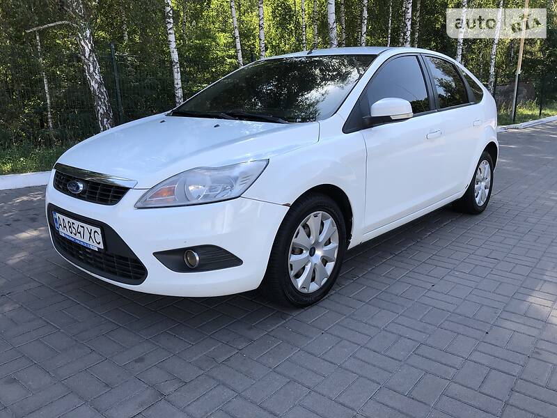 Хетчбек Ford Focus 2010 в Києві фото 2 Хетчбек Ford Focus 2010 в Києві