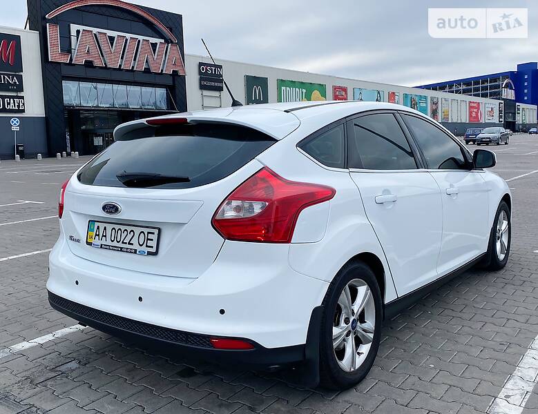 Хэтчбек Ford Focus 2011 в Киеве