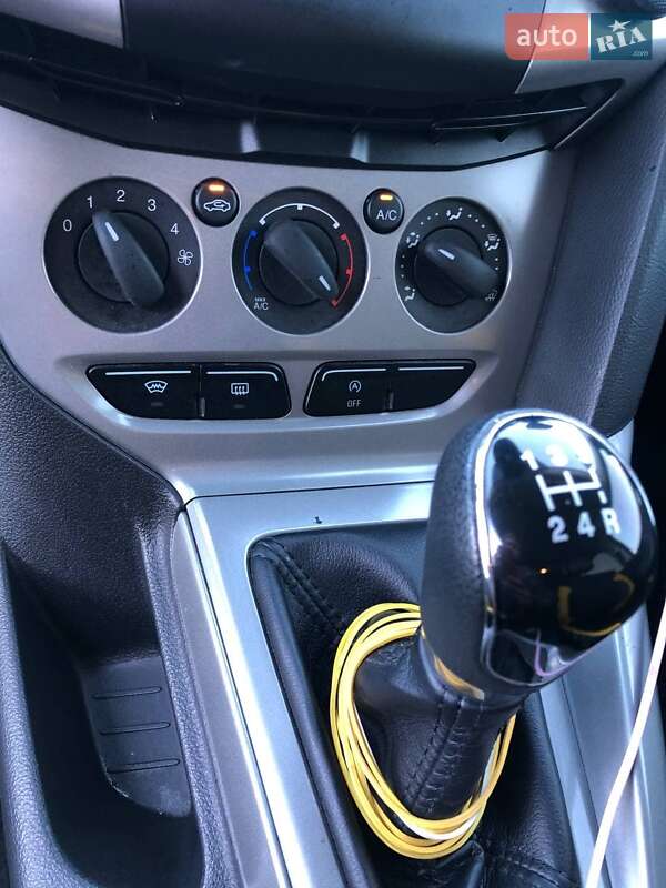 Хэтчбек Ford Focus 2012 в Николаеве