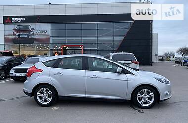 Хэтчбек Ford Focus 2013 в Киеве