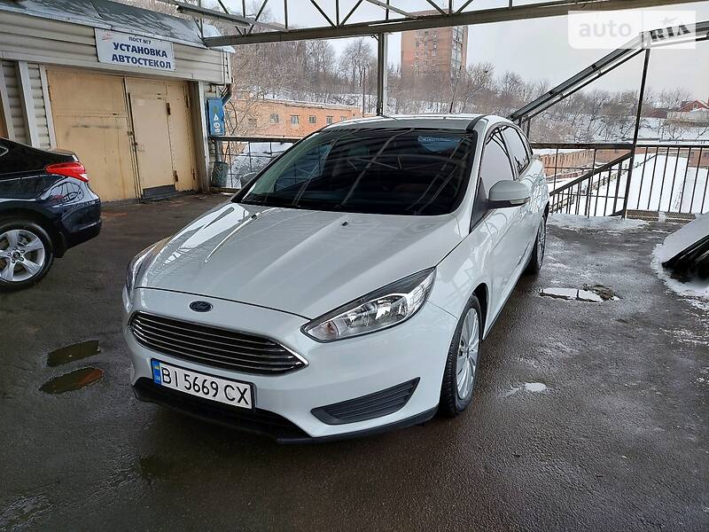 Хэтчбек Ford Focus 2015 в Харькове