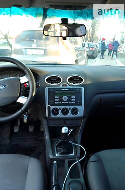 Седан Ford Focus 2005 в Киеве