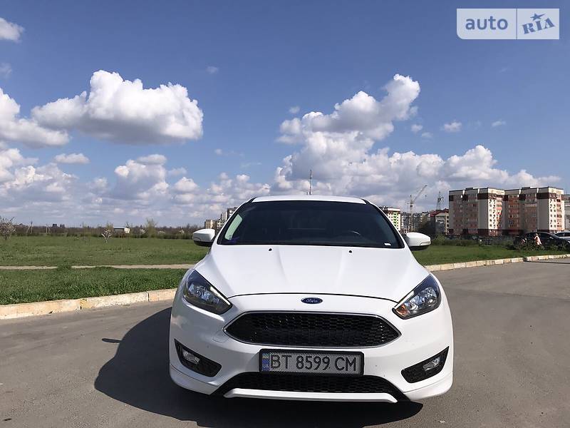 Седан Ford Focus 2015 в Херсоне