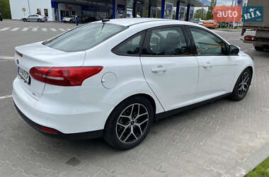 Седан Ford Focus 2017 в 