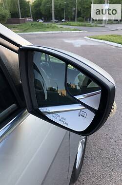 Седан Ford Focus 2015 в 