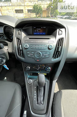 Седан Ford Focus 2016 в 