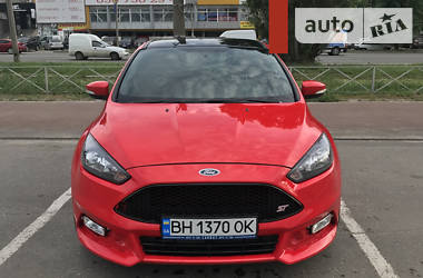 Хэтчбек Ford Focus 2017 в Харькове