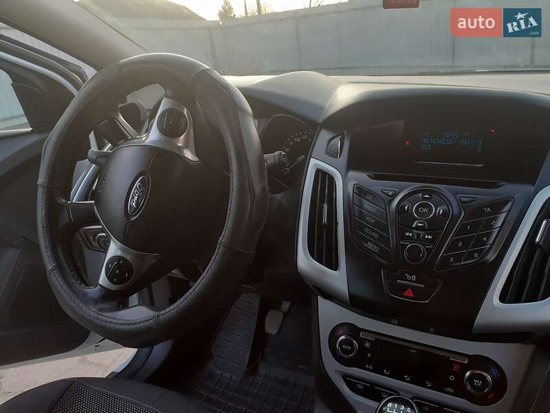Хэтчбек Ford Focus 2013 в Казатине