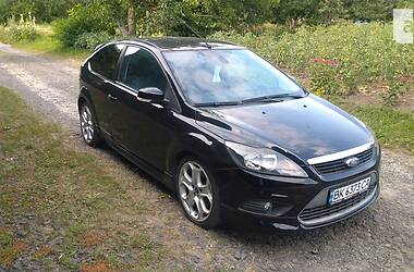 Хэтчбек Ford Focus 2009 в 