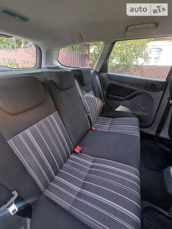 Универсал Ford Focus 2010 в Коростене