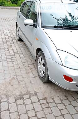 Хетчбек Ford Focus 2001 в Новояворівську