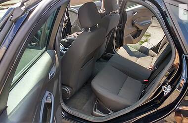 Седан Ford Focus 2015 в 
