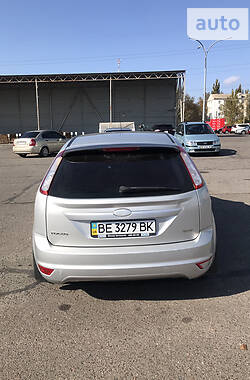 Хэтчбек Ford Focus 2008 в 