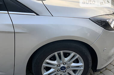 Универсал Ford Focus 2014 в 