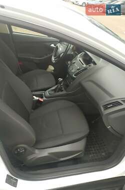 Хэтчбек Ford Focus 2017 в Львове