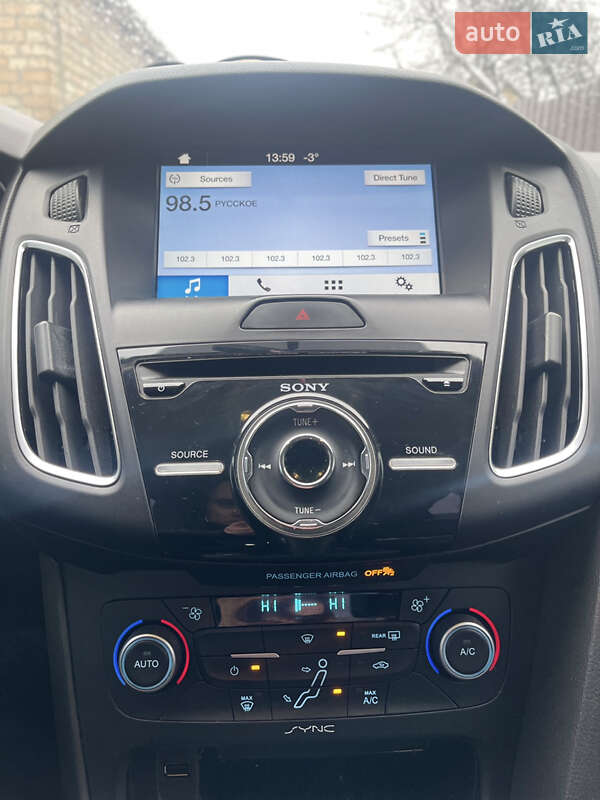 Седан Ford Focus 2017 в Киеве