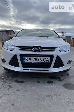 Седан Ford Focus 2014 в Киеве