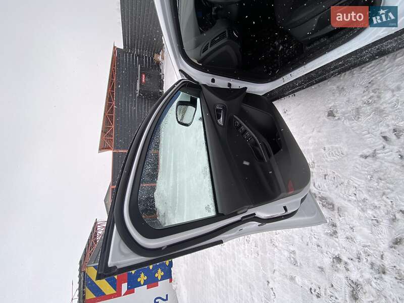 Седан Ford Focus 2017 в Ладыжине фото 19 Седан Ford Focus 2017 в Ладыжине