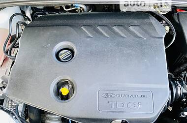 Хетчбек Ford Focus 2016 в 