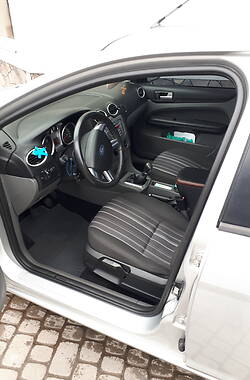 Хэтчбек Ford Focus 2008 в 