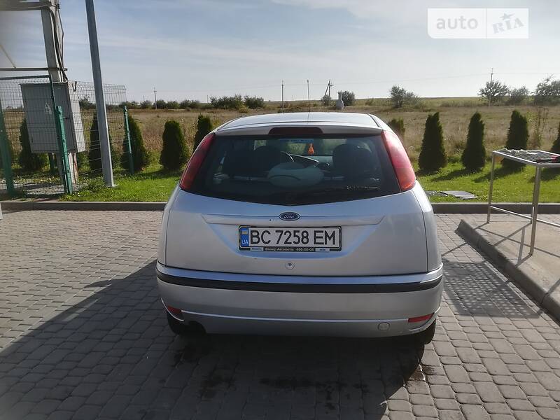 Хэтчбек Ford Focus 2004 в Львове