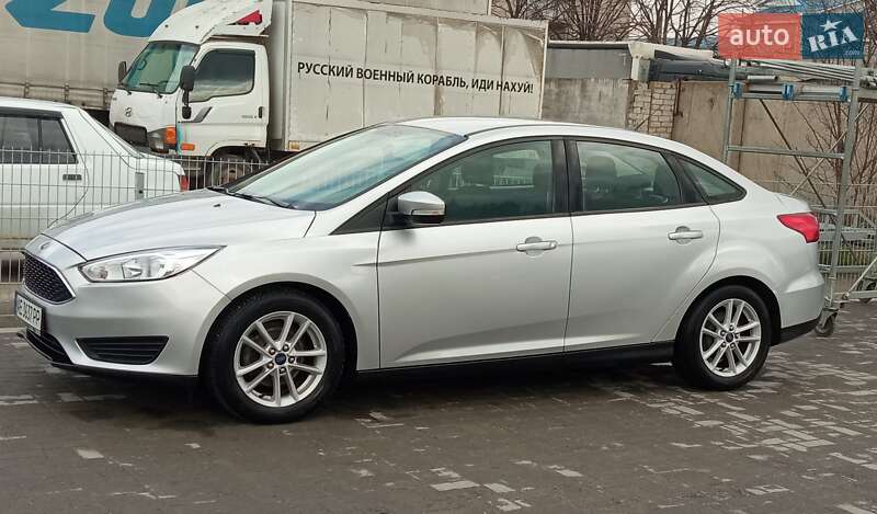 Седан Ford Focus 2015 в Днепре фото 2 Седан Ford Focus 2015 в Днепре