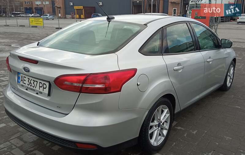 Седан Ford Focus 2015 в Днепре