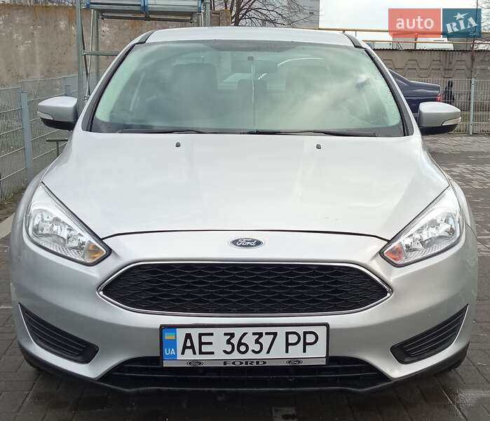 Седан Ford Focus 2015 в Днепре фото 7 Седан Ford Focus 2015 в Днепре