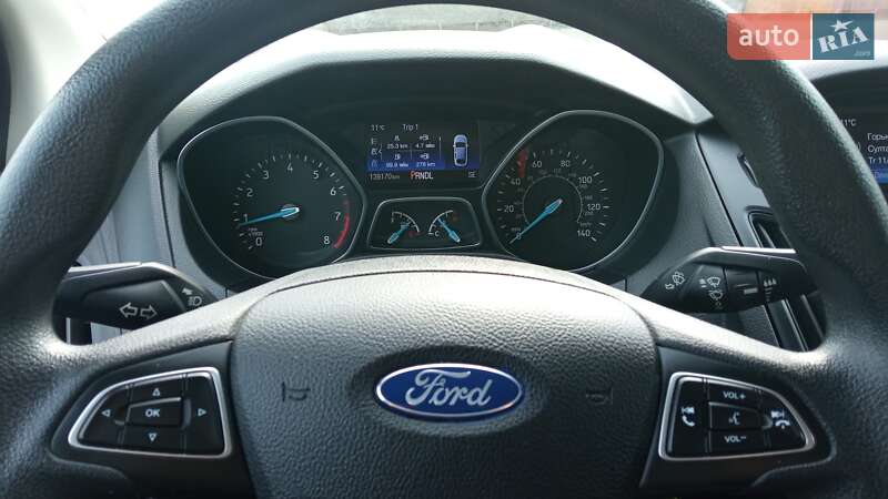 Седан Ford Focus 2015 в Днепре