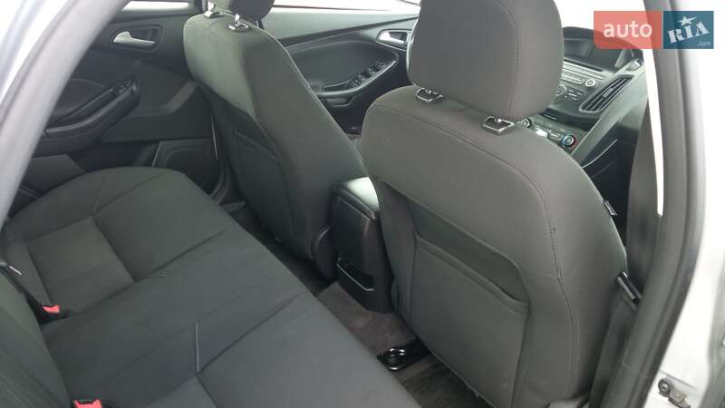 Седан Ford Focus 2015 в Днепре фото 14 Седан Ford Focus 2015 в Днепре