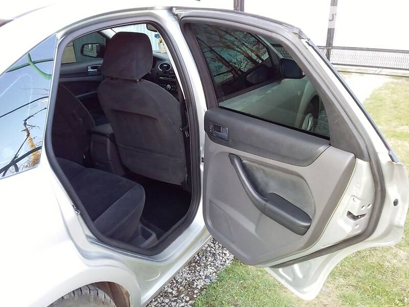 Седан Ford Focus 2005 в Борщеве фото 21 Седан Ford Focus 2005 в Борщеве