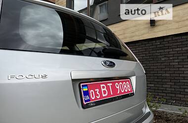 Универсал Ford Focus 2010 в 